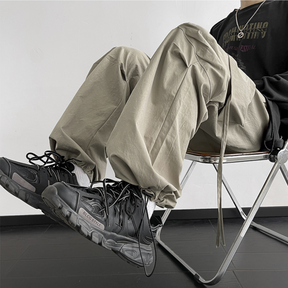 VIBE outdoor functional loose-fitting cargo pants with cuffed ankles