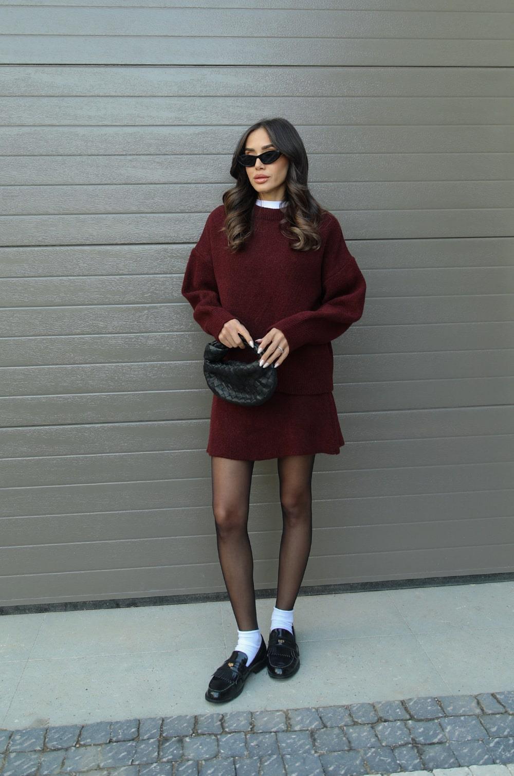 Knitted skirt suit（Top + skirt）